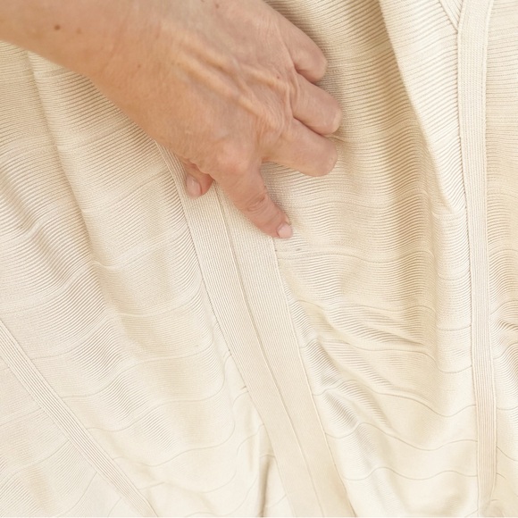 Hervé Léger Cream Bandage Dress Bodycon Sleeveless Mini M - Picture 10 of 12